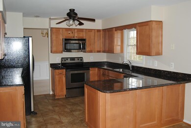 10 Biscoe Ct, Stafford, VA 22556 - photo 4