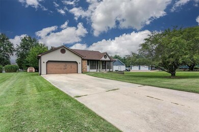 7314 W Main St, Maryville, IL 62062 - photo 3