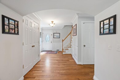 Foyer to Front Door