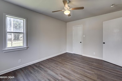 1324 E Hill St, Joplin, MO 64801 - photo 6