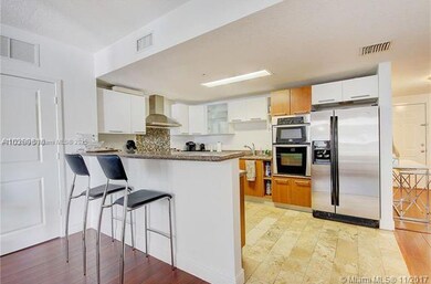 170 SE 14th St unit 1901, Miami, FL 33131 - photo 4