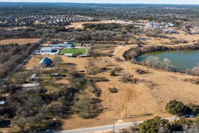 1233 Sleepy Hollow Ln, New Braunfels, TX 78130 - photo 5