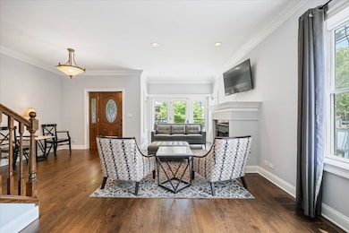 unlisted-address, Chicago, IL 60618 - photo 4