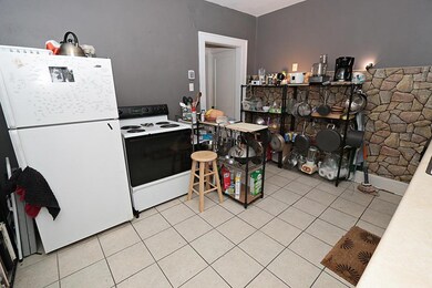 2678-2680 Dayton Ave 21