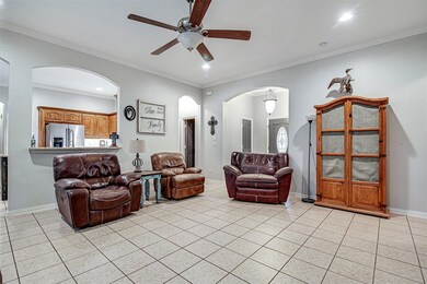 161 Churchill Cir, Weatherford, TX 76085 - photo 5