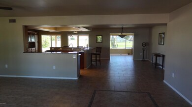 17803 N Lindgren Ave, Sun City, AZ 85373 - photo 4