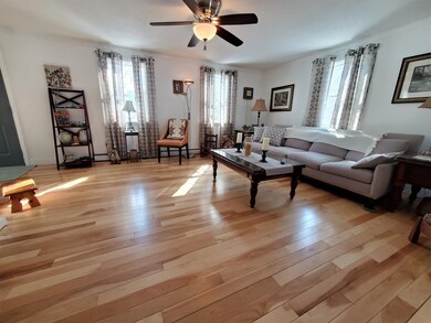 31 Howe St, Rochester, NH 03867 - photo 5