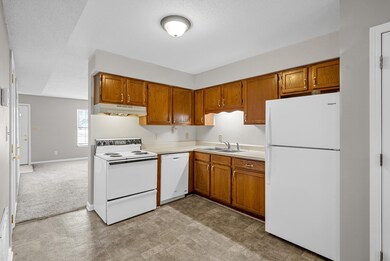 1871 Waters Edge Dr unit A, Clarksville, TN 37043 - photo 5