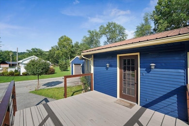 2712 Sycamore Ln, Stockport, OH 43787 - photo 6