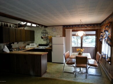 143 Oak Place, Blakeslee, PA 18610 - photo 7