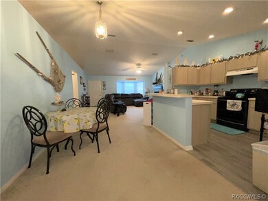 8885 N Gilovu Dr, Citrus Springs, FL 34433 - photo 4