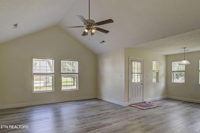 1505 Cypress View Ct, Sevierville, TN 37862 - photo 4