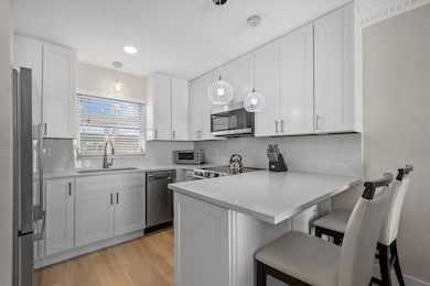 Jamaica Royale unit 52, Sarasota, FL 34242 - photo 7