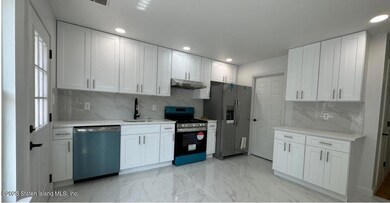 52 Dartmouth Loop Unit 1 - 3