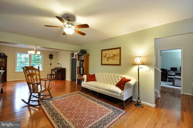 614 Southampton Dr, Ruther Glen, VA 22546 - photo 3