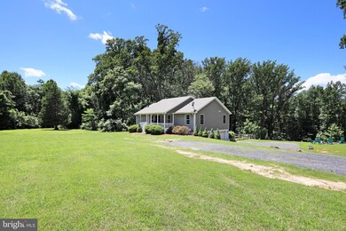 135 Timberland Place, Bentonville, VA 22610 - photo 2