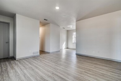 1318 Briarwood Dr, Mesquite, TX 75149 - photo 6