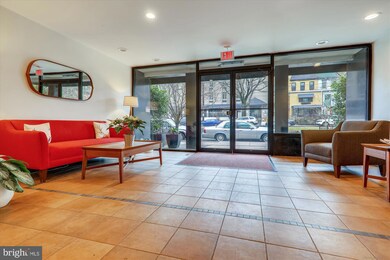 5112 Macarthur Blvd NW unit 4, Washington, DC 20016 - photo 7