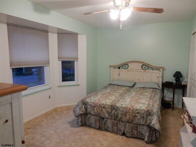 511 Lazy Ln, Absecon, NJ 08201 - photo 2