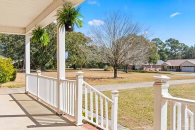 2132 Hollyhill Rd, Pensacola, FL 32526 - photo 4