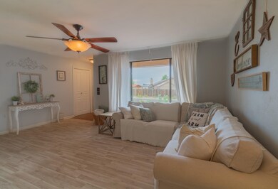 Living Room 4