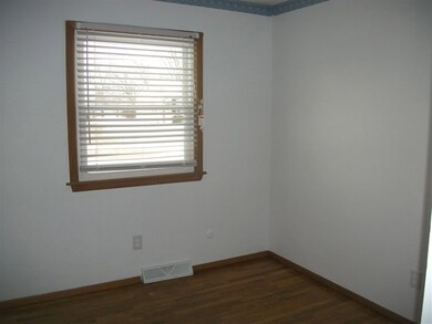 1217 Hillandale Rd, Davenport, IA 52804 - photo 6