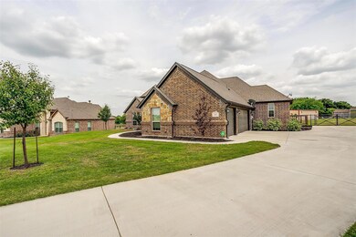 123 Lavender Ln, Springtown, TX 76082 - photo 3