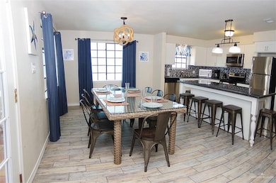 124 E Retama St, South Padre Island, TX 78597 - photo 7