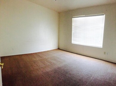 530 S Pioneer, Mesa, AZ 85204 - photo 7