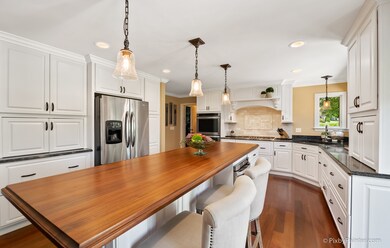 3322 Woods Creek Ln, Algonquin, IL 60102 - photo 3