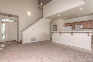 19557 Salmonberry Ct, Bend, OR 97702 - photo 7