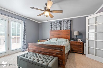 11-Master Bedroom_KC_00576