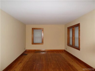 787 Payne Ave, North Tonawanda, NY 14120 - photo 3