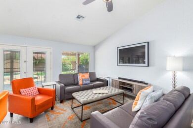 825 N Aspen Dr, Chandler, AZ 85226 - photo 5