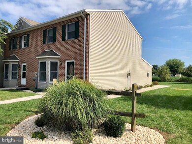 16 Colonial Dr unit 8, Gettysburg, PA 17325 - photo 3