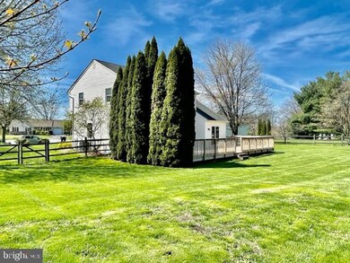 115 Goldfinch Ln, Honey Brook, PA 19344 - photo 4