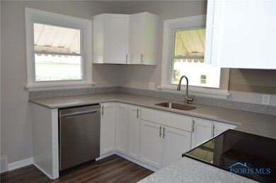 705 Cherry St, Findlay, OH 45840 - photo 3