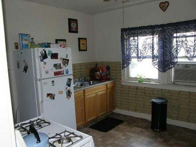 29 Whitfield Ave, Buffalo, NY 14220 - photo 6