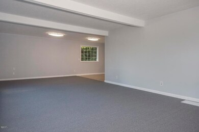 1030 SW 17th St, Lincoln City, OR 97367 - photo 3