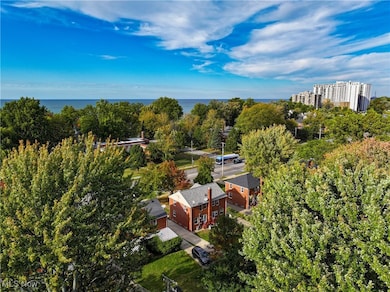 Back left aerial view of home.
