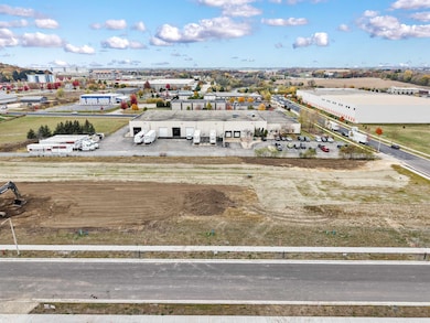 304 Michelle Ln, Cottage Grove, WI 53527 - photo 4