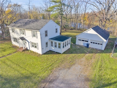 138 W Bayard St, Seneca Falls, NY 13148 - photo 3