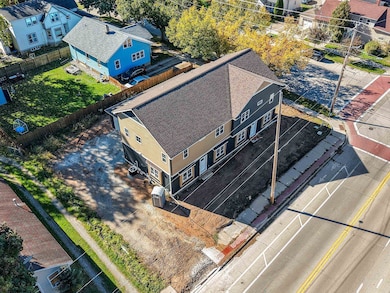 1308 E Walnut St, Green Bay, WI 54301 - photo 3