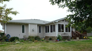 324 S 10th Ave, Winterset, IA 50273 - photo 3