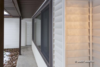 6720 Burlingame_4