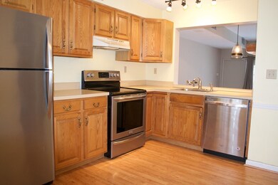 1276 Washington St unit B, East Weymouth, MA 02189 - photo 3