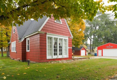 11005 E QR Ave-102