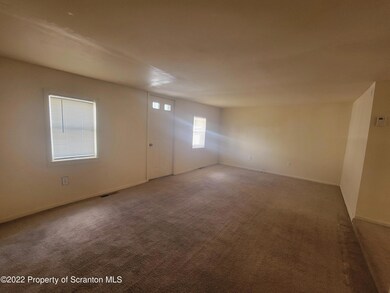 219 Donnelly Ct, Scranton, PA 18505 - photo 6