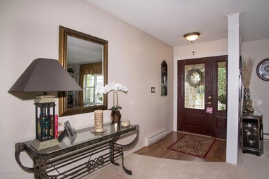 _RMJ8759.jpg foyer_preview