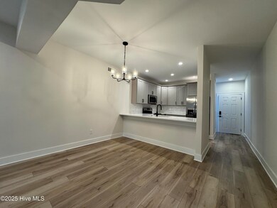 717 Bragg Dr unit D, Wilmington, NC 28412 - photo 7